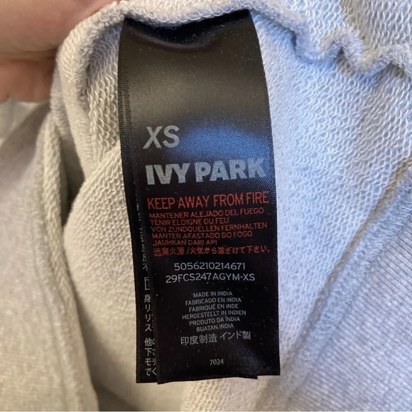 IVY PARK Silver Brushed Sequins Logo Sweatshirt Size Extra Small - Picture 6 of 7